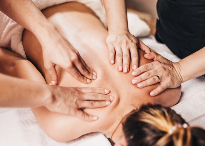 Four Hand massage in Al Quoz 